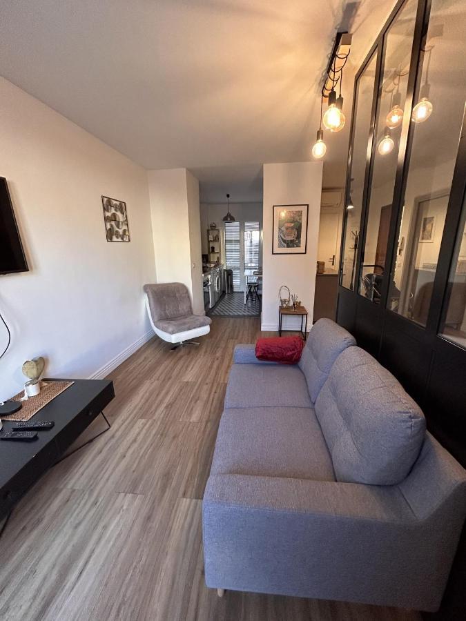 Le Verlaine, Studio En Centre Ville A Deux Minutes Des Plages Menton Dış mekan fotoğraf